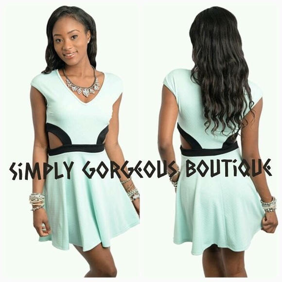 Dress - Picture 1 of 1